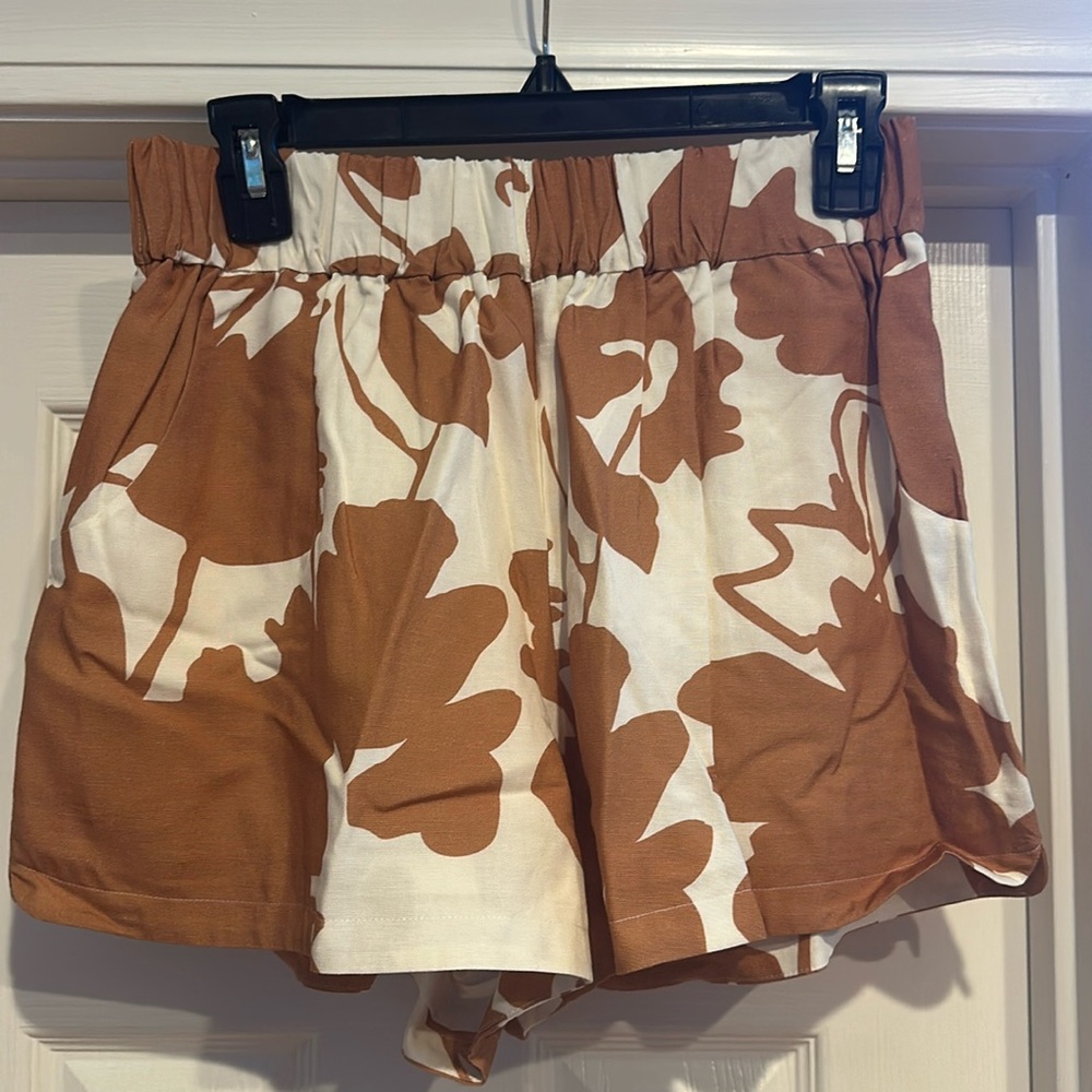 Crosby by Mollie Burch Printed Cailan shorts